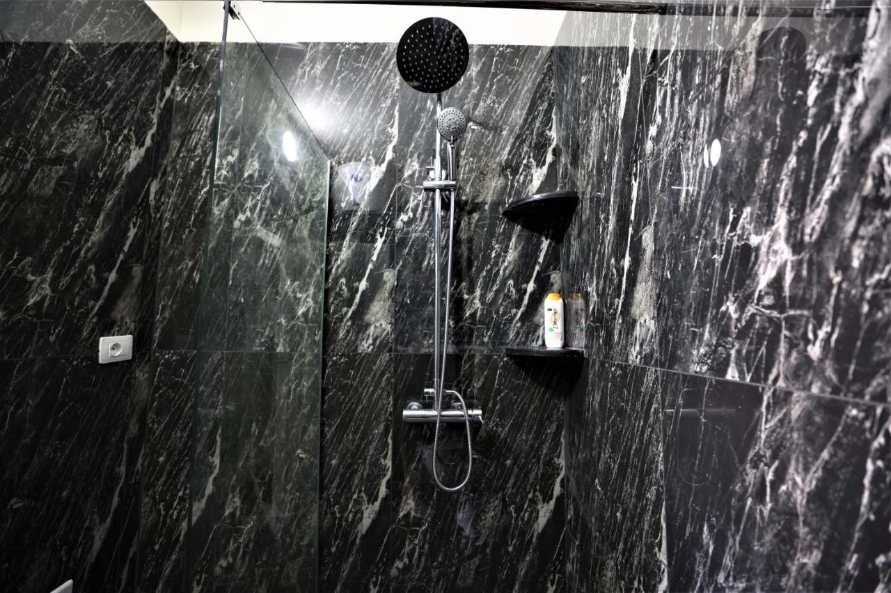 Stylish 1-Bedroom In Tirana #2 Kültér fotó