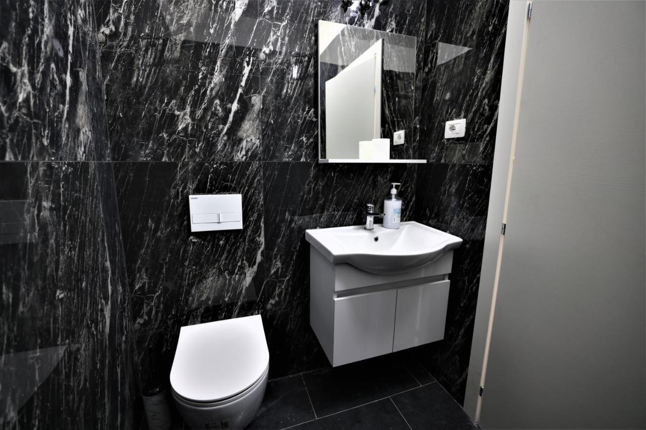 Stylish 1-Bedroom In Tirana #2 Kültér fotó